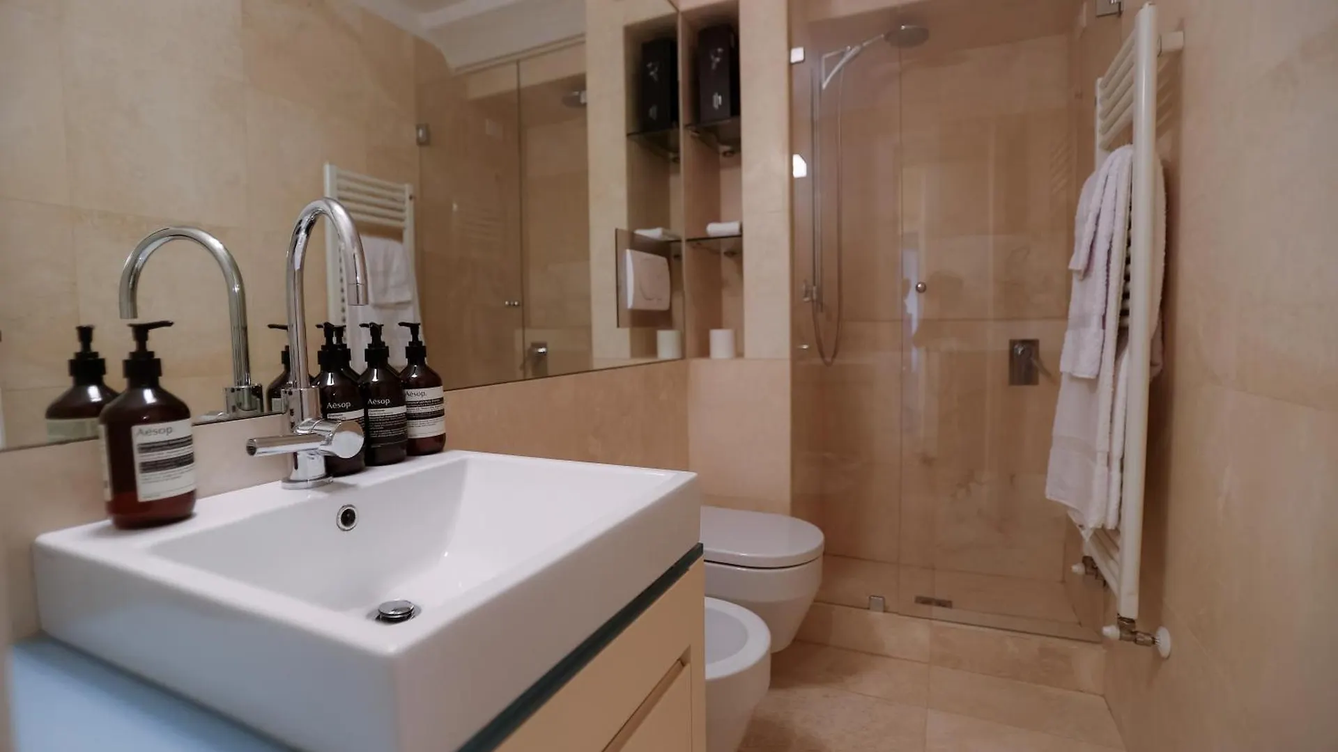 Ponte Vecchio - Partenope Luxury Suites Florence Appartement