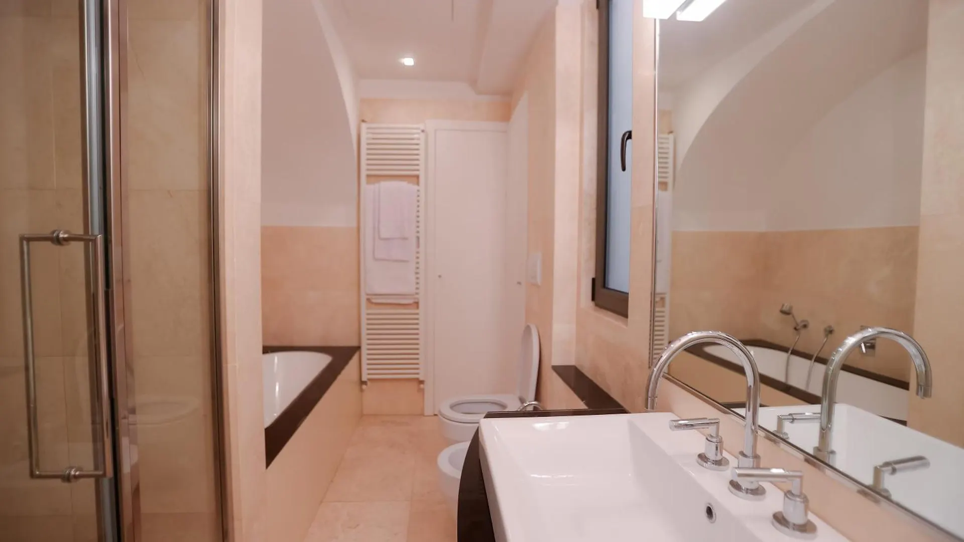 Ponte Vecchio - Partenope Luxury Suites Firenze Italia