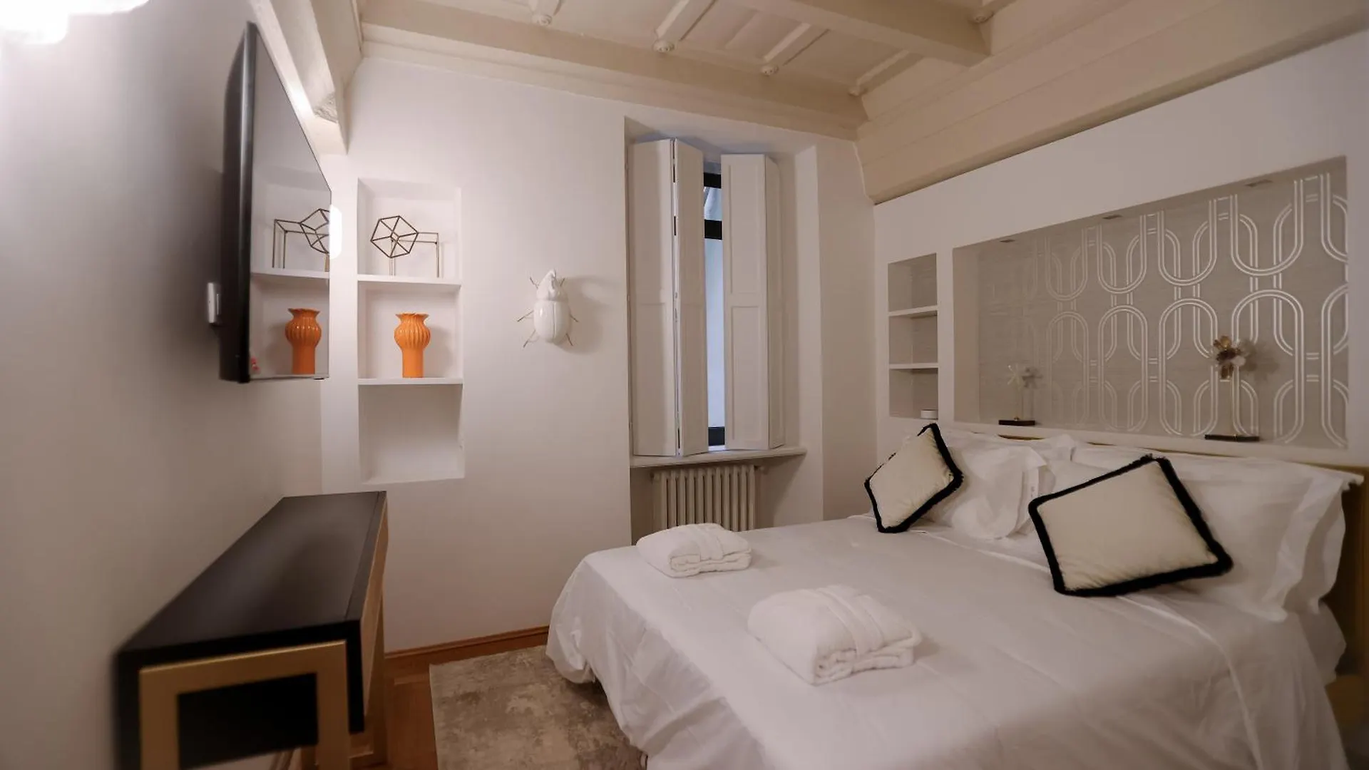 Ponte Vecchio - Partenope Luxury Suites Firenze 0*,