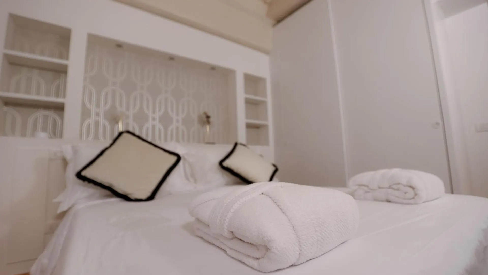 Ponte Vecchio - Partenope Luxury Suites Firenze
