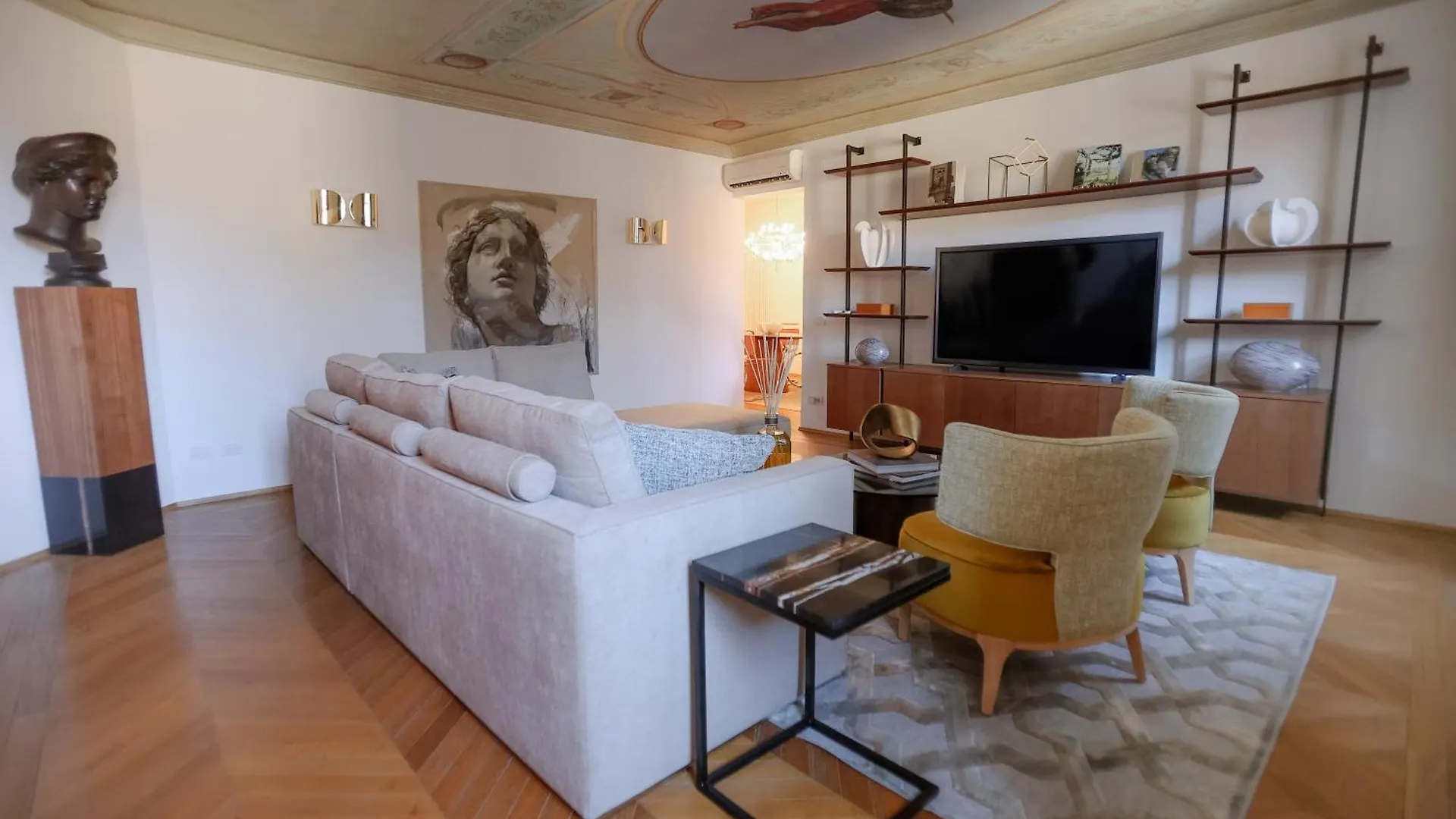 Ponte Vecchio - Partenope Luxury Suites Florence Apartment