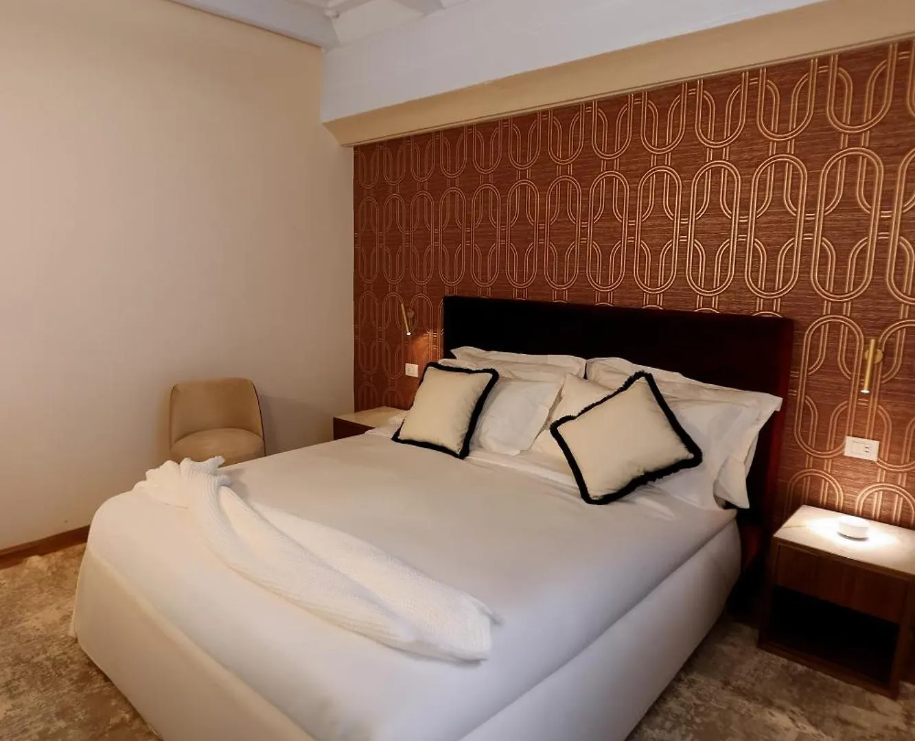 Ponte Vecchio - Partenope Luxury Suites Florence Italy
